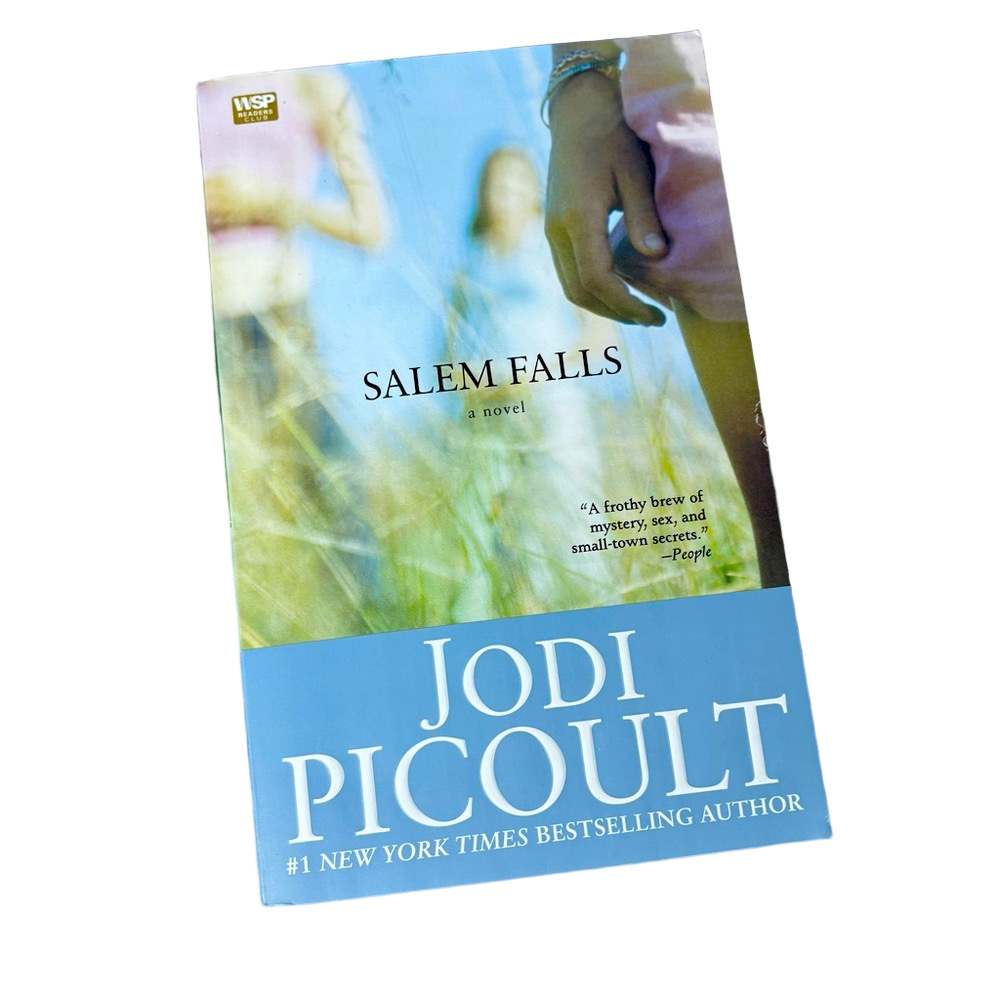 Salem Falls by Jodi Picoult Paperback